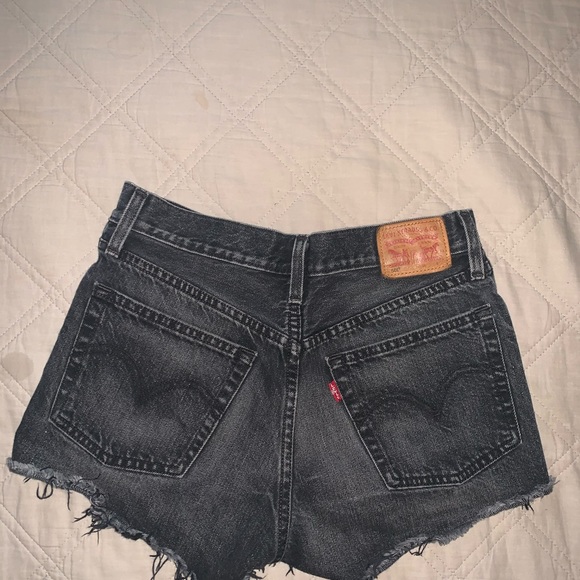 Distressed Levi’s - Picture 3 of 5